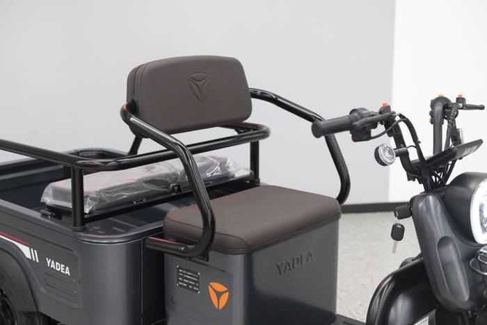 YADEA F110B