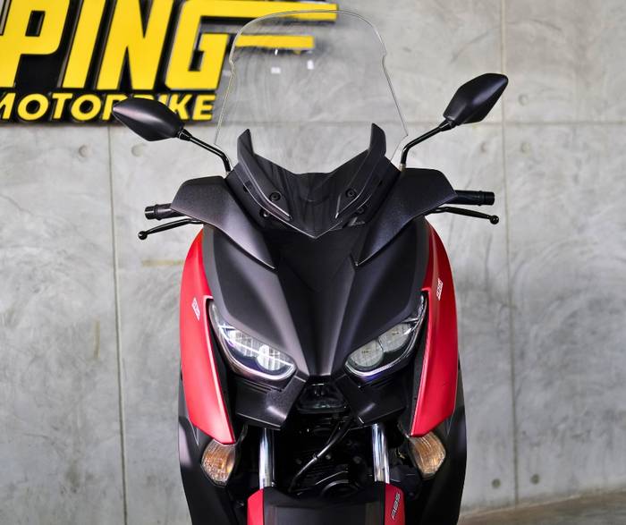 Yamaha XMAX 300